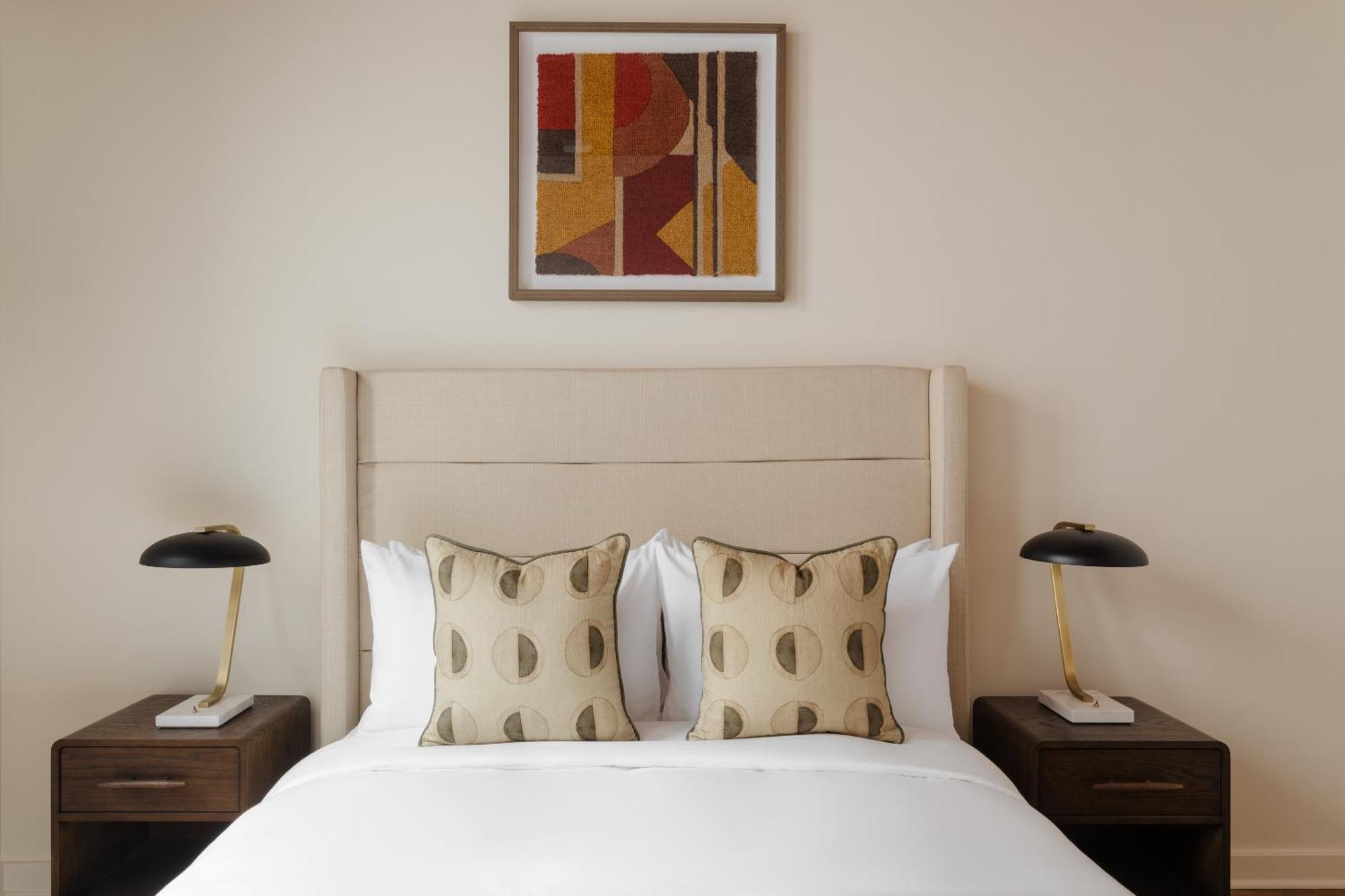 Found Hotel Chicago River North Екстериор снимка